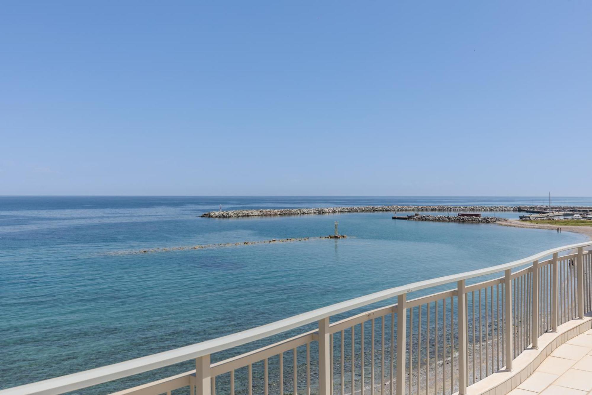 Zefyros Sea View Hotel بلاتامونيس المظهر الخارجي الصورة